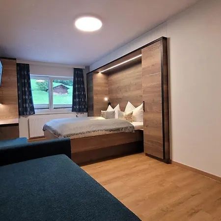 Haus Garni Luggi Leitner Миттелберг