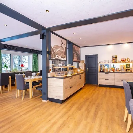 Haus Garni Luggi Leitner Отель