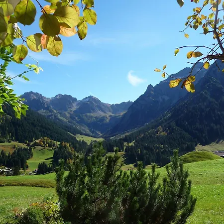 Отель Haus Garni Luggi Leitner