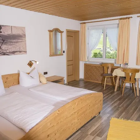 מלון Haus Garni Luggi Leitner